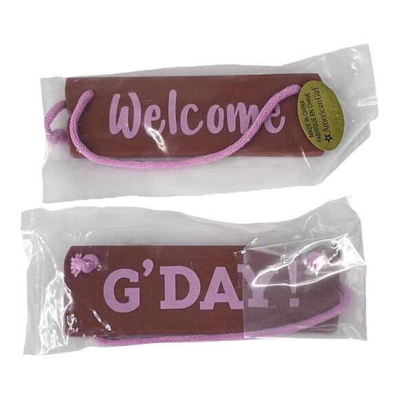 NEW American Girl Kira Comfy Platform WELCOME SIGN G’DAY Reversible Hanging Art - Picture 3 of 10